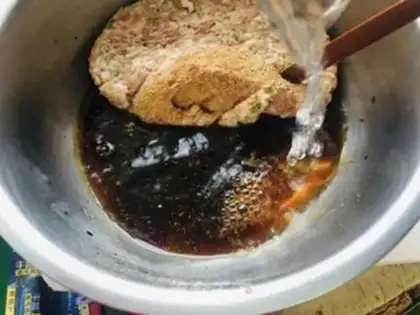 Make Big meat dumplings step 2