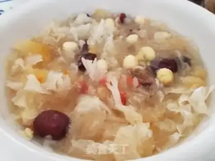 Make Silver-ear red-tree seed soup step 6