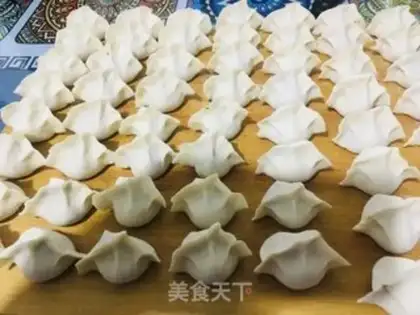 Make Big meat dumplings step 6
