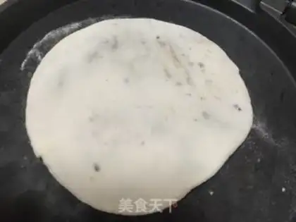 Make Sesame sauce red sugar pancakes step 8