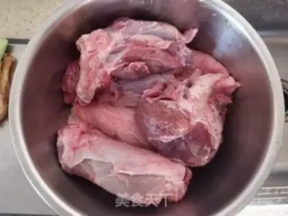 Make Beef sauce step 0