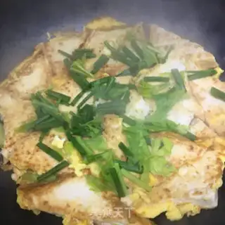 Make Eggs are fried tofu step 8