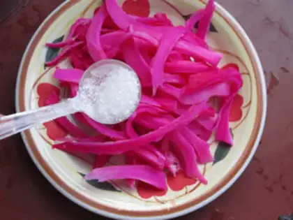 Make Frozen dragon-fruit step 2
