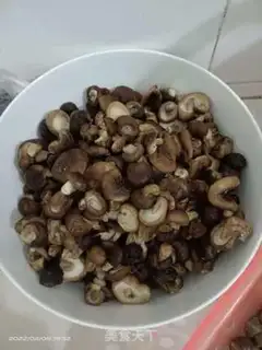 Make A mushroom step 0