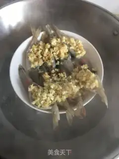 Make Shrimp varnished in gold step 7