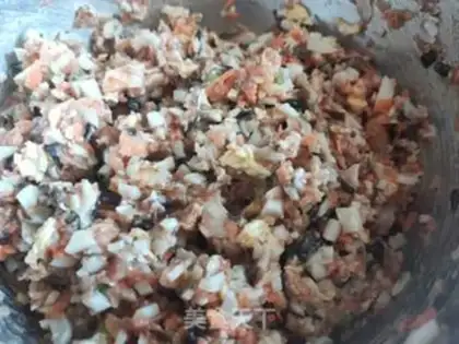 Make Pork three-almond mushroom box step 15