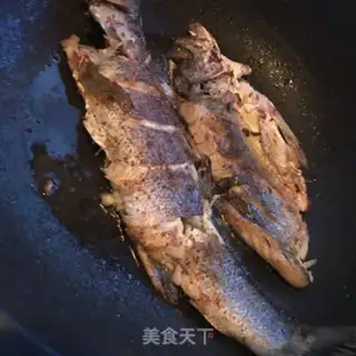 Make Salt fried sea bass step 10
