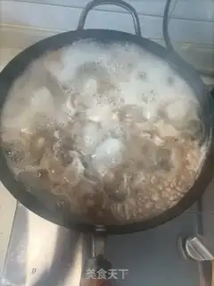 Make Cinnamon and a Montenegrin goat step 1