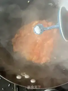 Make Tomato fried eggs step 11