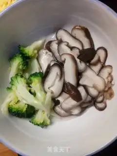 Make The eggs of the vegetables and the tofu step 4