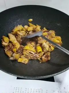 Make Chicken mascara step 6