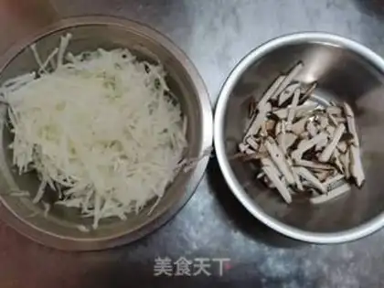 Make Carrot mushrooms step 0