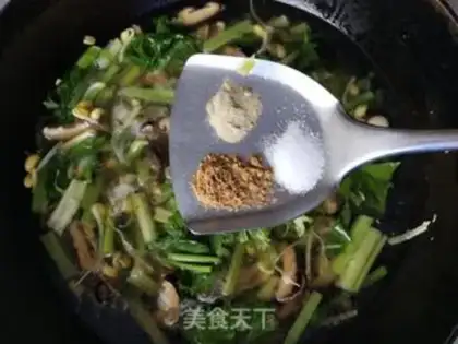 Make Green bean noodles soup step 11