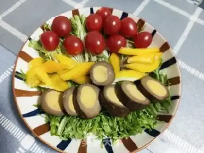 Make A halogen berries salad step 7