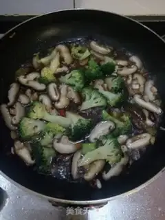 Make Pelican orchid fried mushrooms step 3
