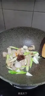 Make Garlic sprouts step 6