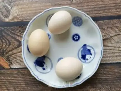 Make Garlic eggs step 0