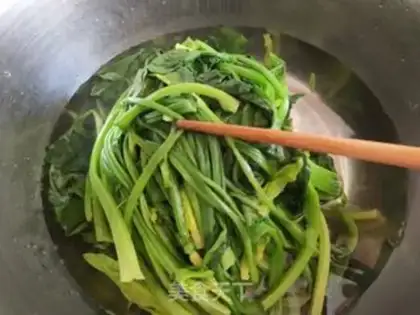 Make Spinach egg dumplings step 6
