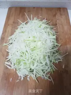Make The radish with the sea ribbon step 2