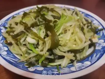 Make The radish with the sea ribbon step 6