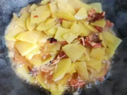 Make Five bouquets with potatoes step 7