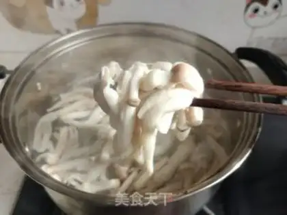 Make Garlic fried sea mushrooms step 2