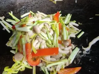 Make Garlic fried sea mushrooms step 7