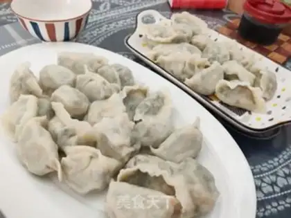 Make Pork cuisine, three fresh dumplings step 17