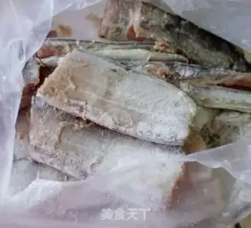 Make Red-fried fish step 1