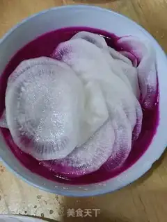 Make Roses with white carrots step 7