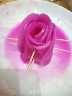 Make Roses with white carrots step 11