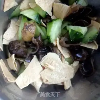 Make Cucumber with soybean skin step 12