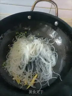 Make Spinach meatball fan soup step 2