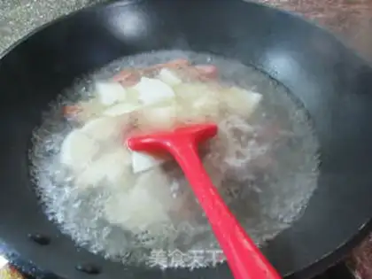 Make Chicken leg radish soup step 3