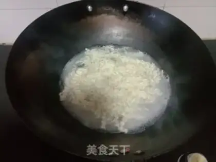 Make Tomato egg screech step 1