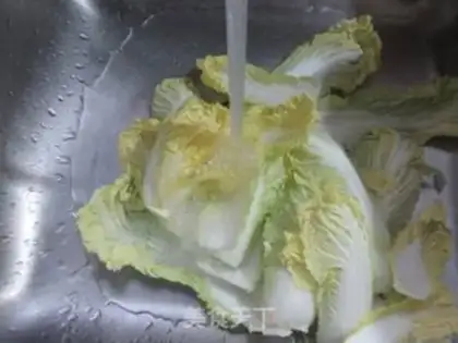 Make Chicken-legged doll food step 1