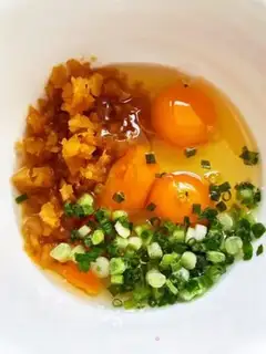 Make The omelet step 1