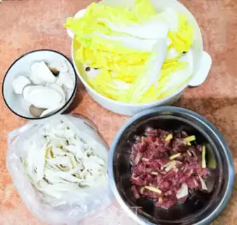 Make ♪ Dollies and pork noodles ♪ step 0