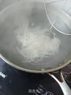 Make Golden pins and mushrooms step 1