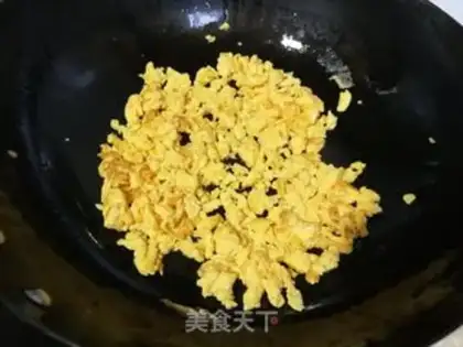 Make Slurpee egg rolls step 3