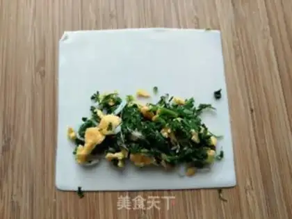 Make Slurpee egg rolls step 5