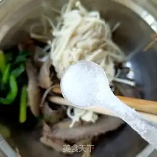 Make Golden pins and mushrooms step 9