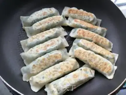 Make Slurpee egg rolls step 10