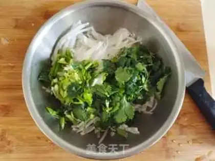 Make Eggcakes with carrots step 1