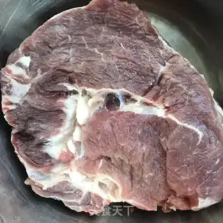 Make Spicy beef stew step 0