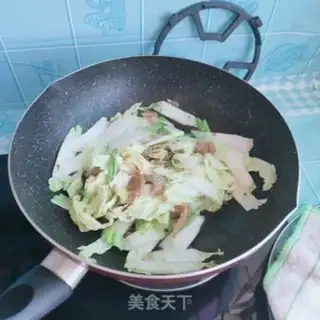 Make Piggy-greasy cabbage step 6