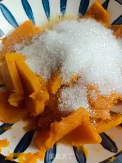 Make Pumpkin cookies step 1