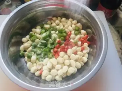 Make Old vinegar peanuts step 1