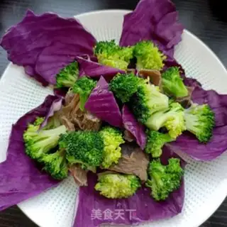 Make The broccoli sauce, the heart step 14