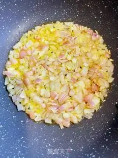 Make Onions mixed with fish salad step 2